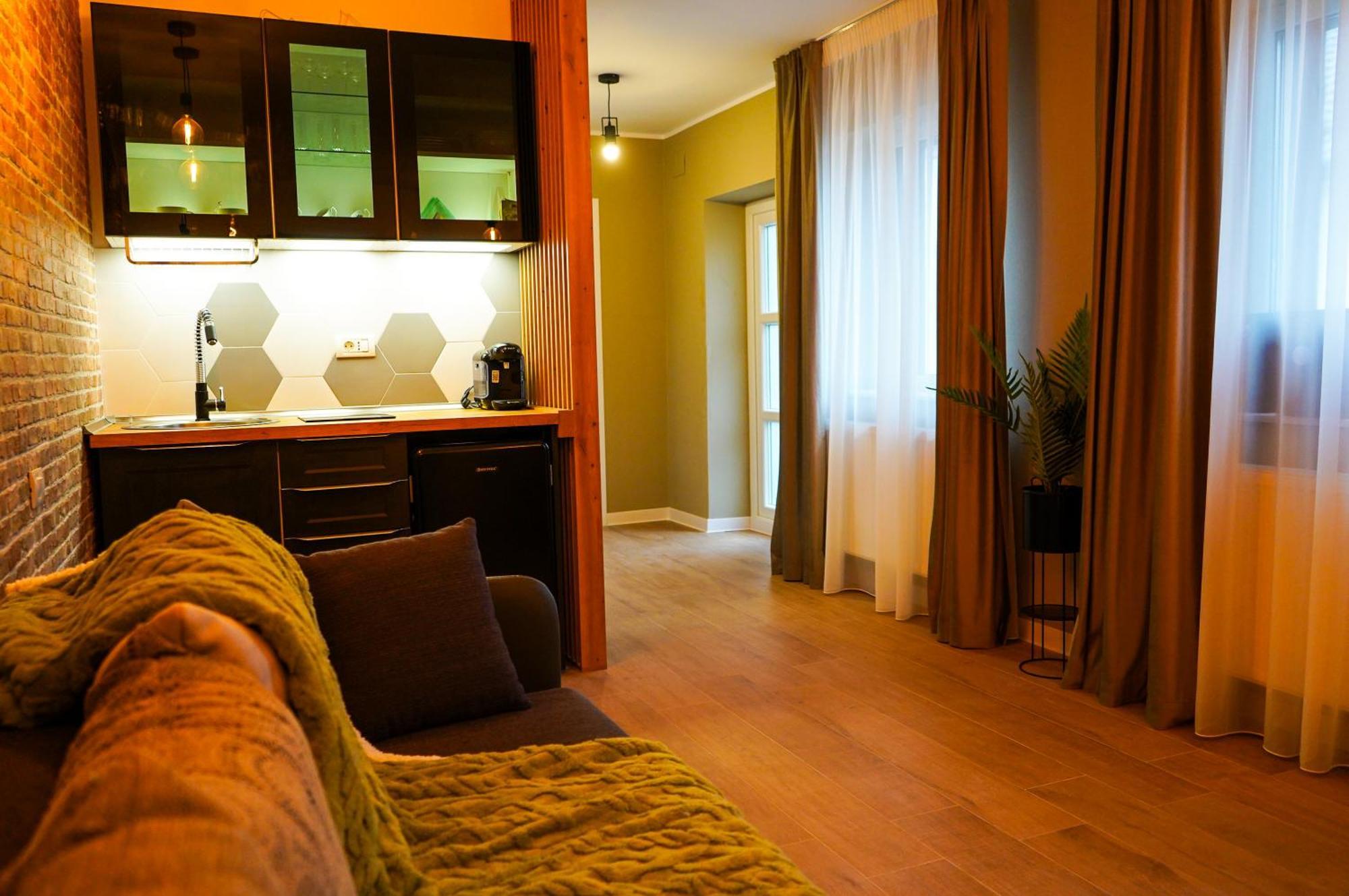 Aristocratic Home Brasov Bagian luar foto